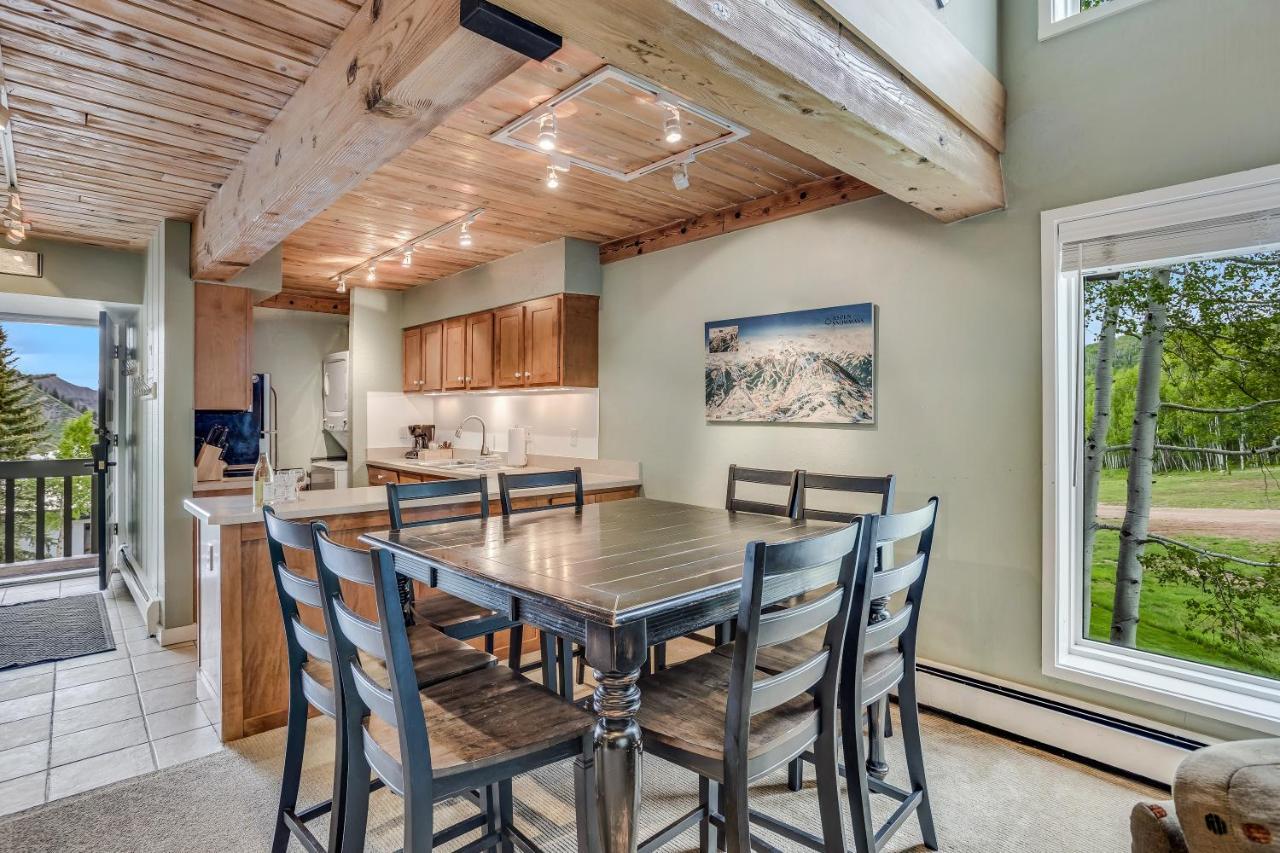 Interlude Condominiums 3-Bedroom Unit 307 Snowmass Village Exterior photo