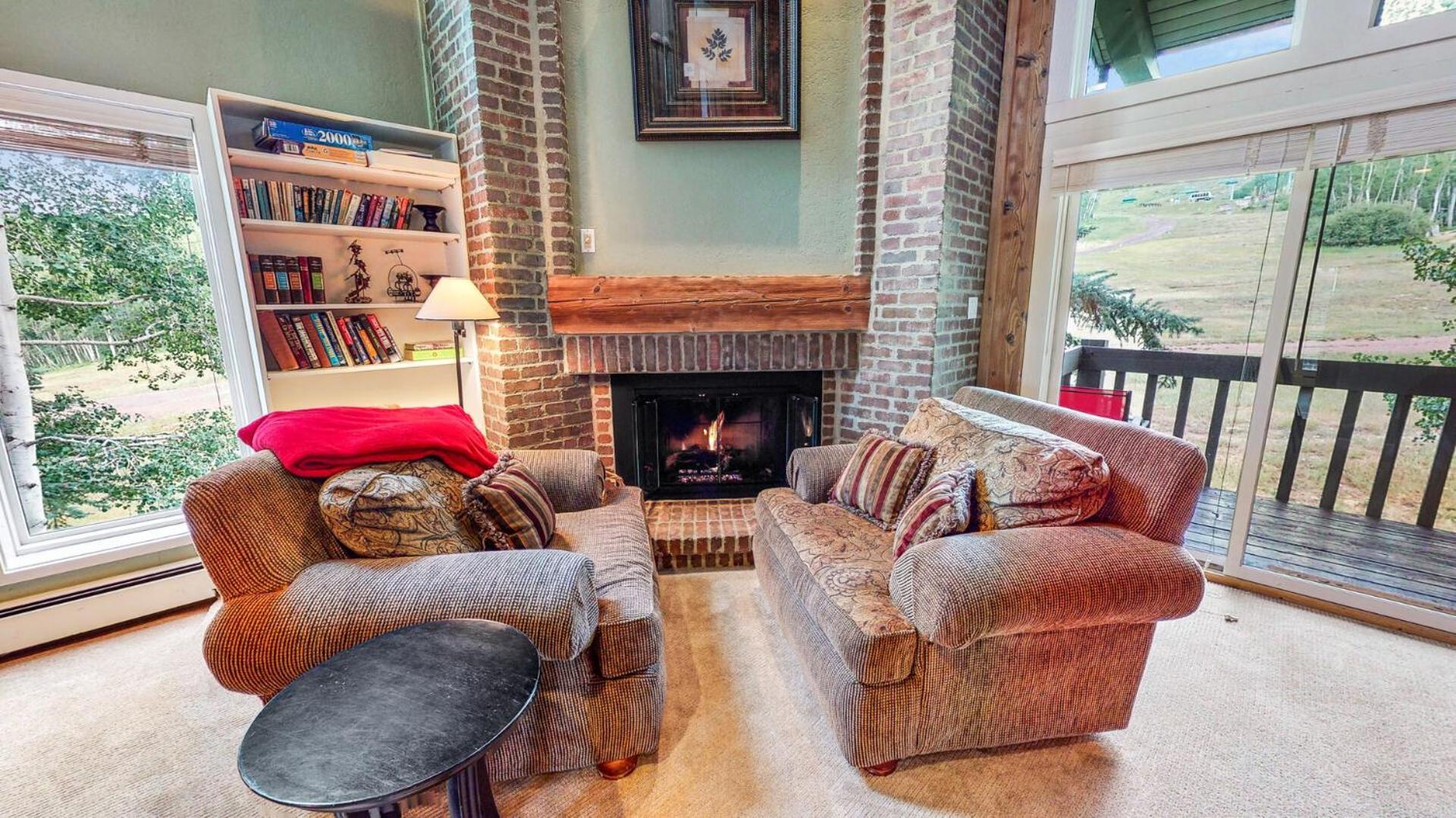 Interlude Condominiums 3-Bedroom Unit 307 Snowmass Village Room photo